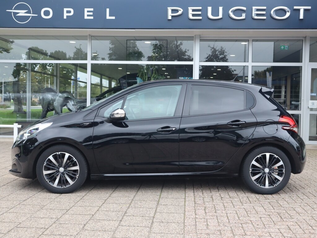 Peugeot 208 Signature PureTech 82pk, Rijklaarprijs, Navigatie Climate control CuiseControl AppleCarplay AndroidAuto - Afbeelding 2
