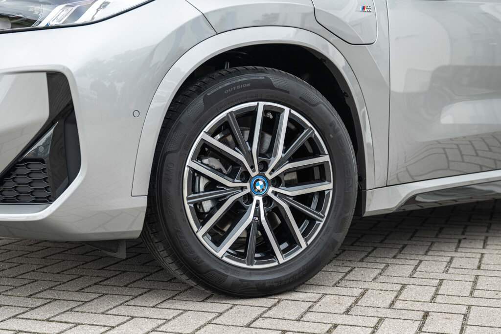 BMW X1 7