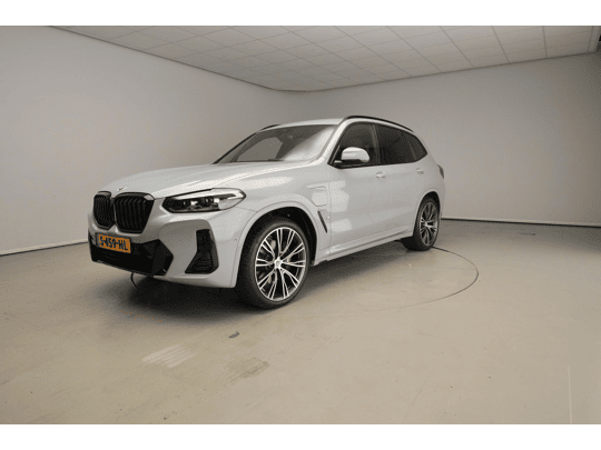 BMW X3 xDrive30e