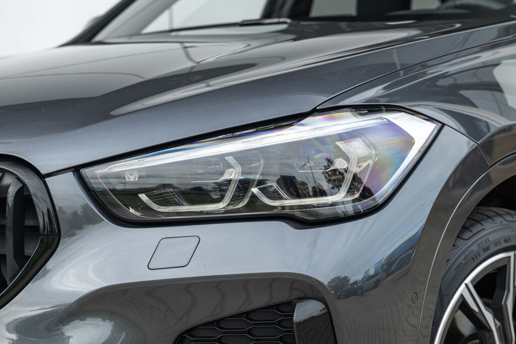 BMW X1 8