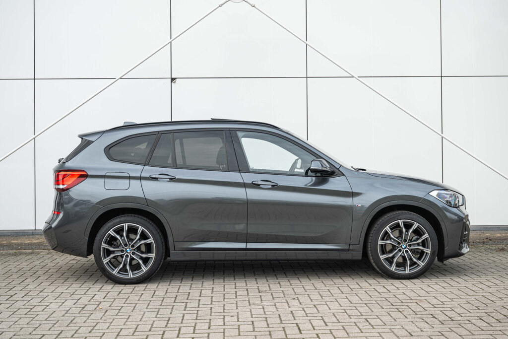 BMW X1 23