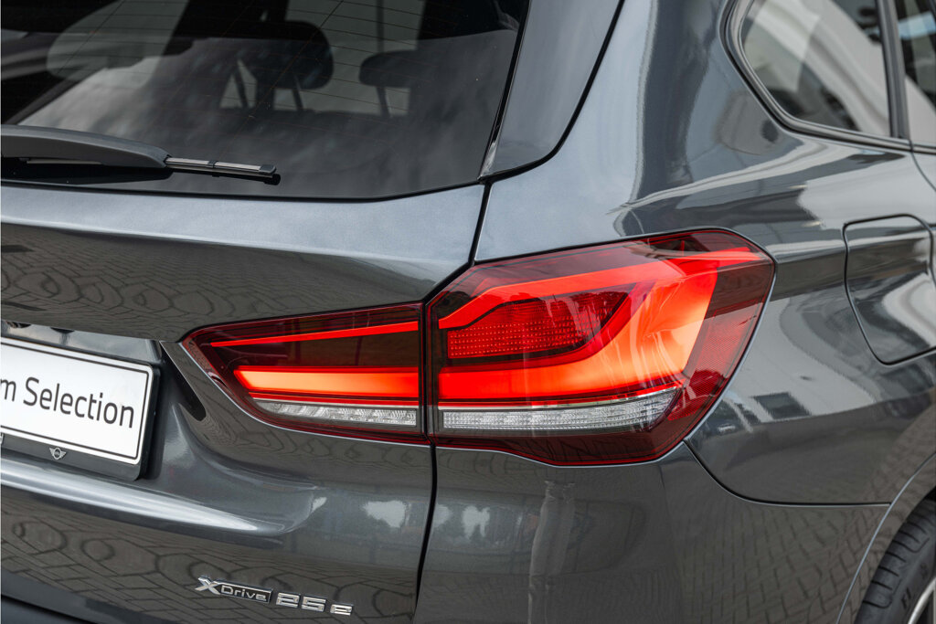 BMW X1 25