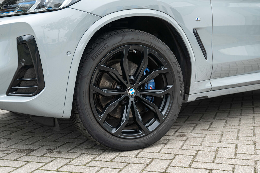 BMW X4 12