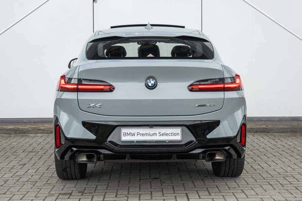 BMW X4 18