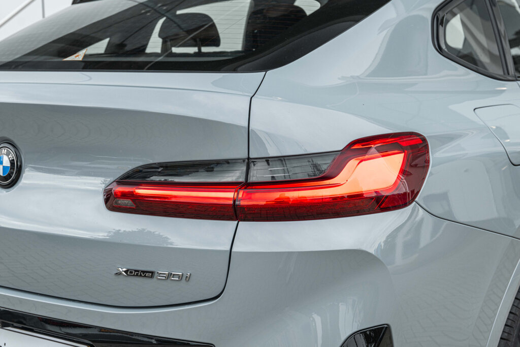 BMW X4 19