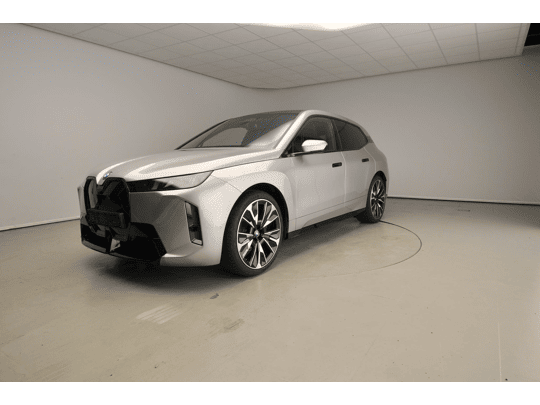 BMW iX xDrive45