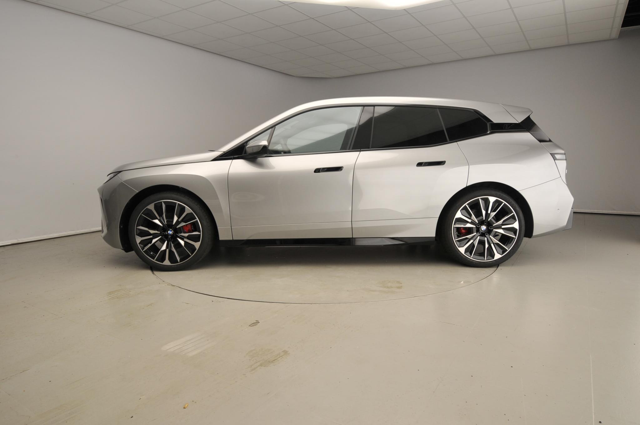 BMW iX xDrive45 - Afbeelding 2