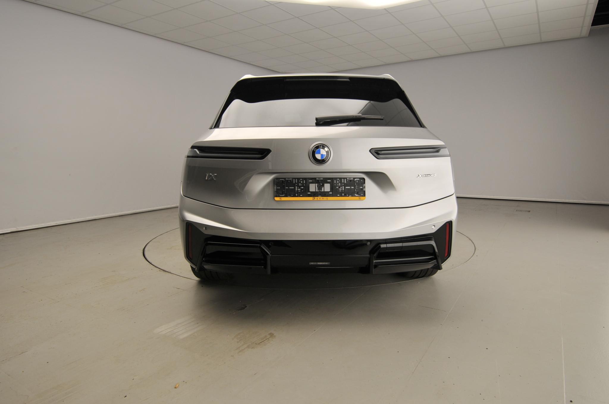 BMW iX xDrive45 - Afbeelding 3