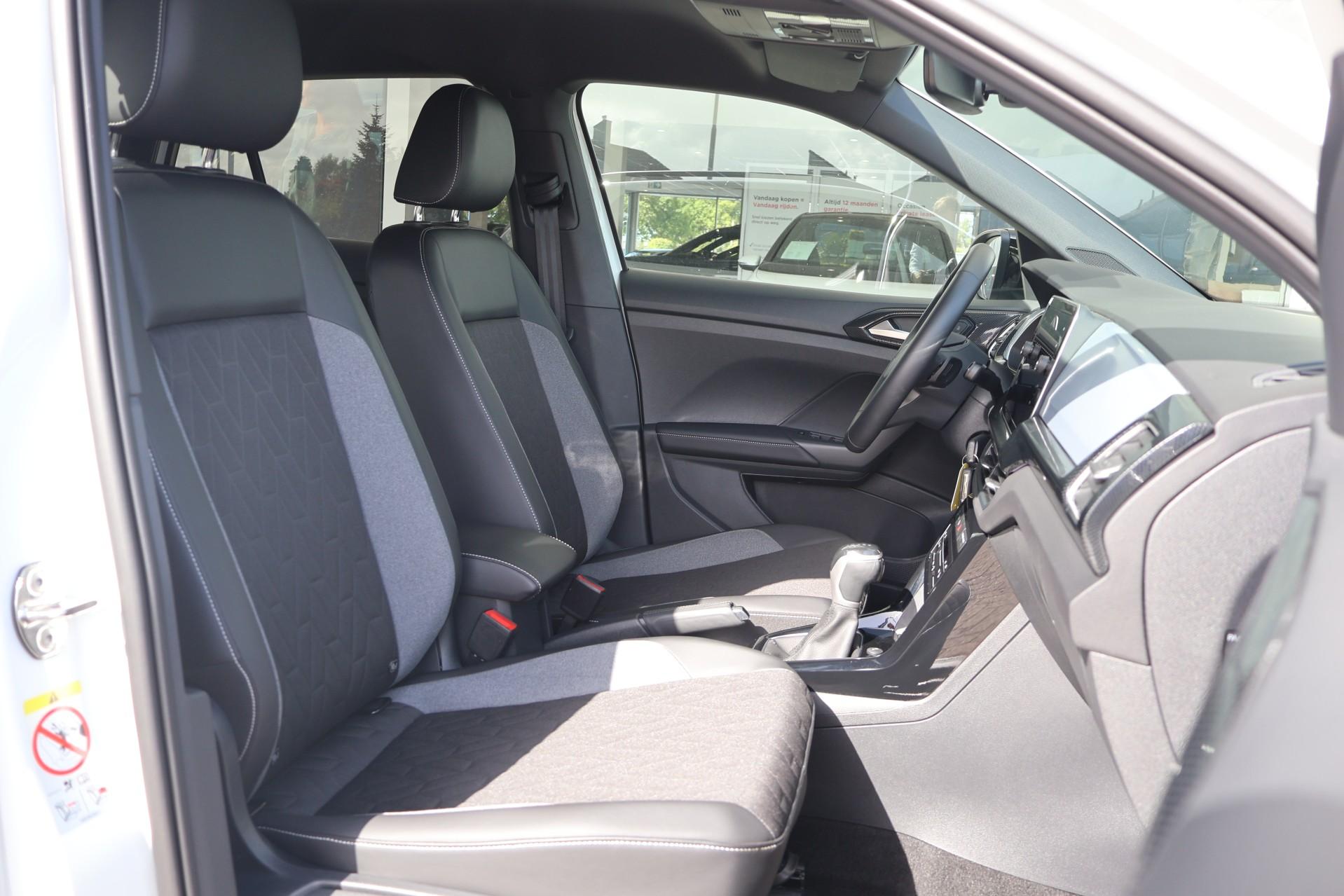 Volkswagen T-Cross 1.0 TSI 115pk DSG Life Edition - Afbeelding 4