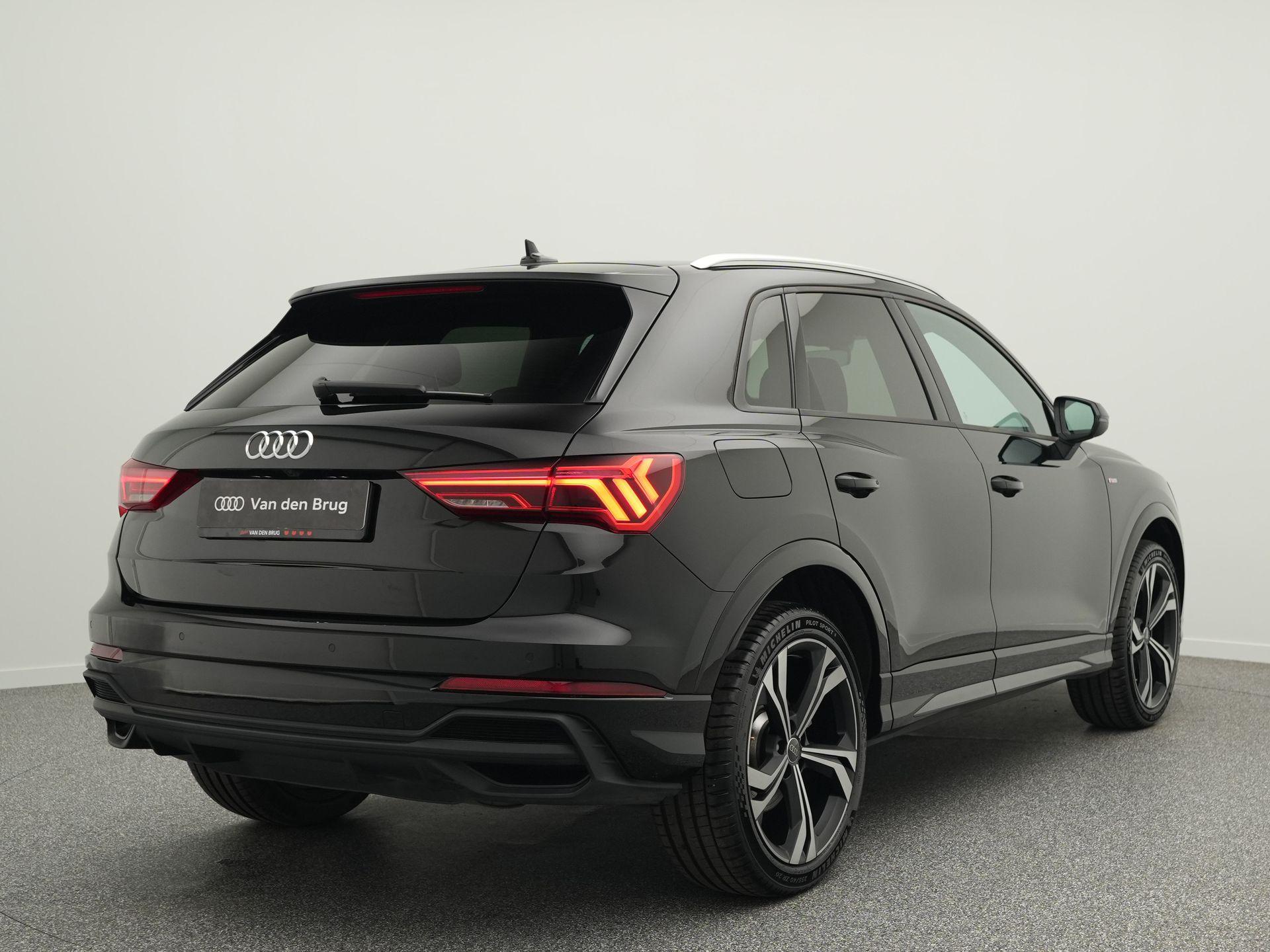 Audi Q3 45 TFSI e S edition 245 PK Automaat