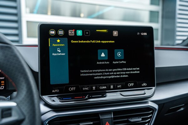 Apple Carplay/Android Auto