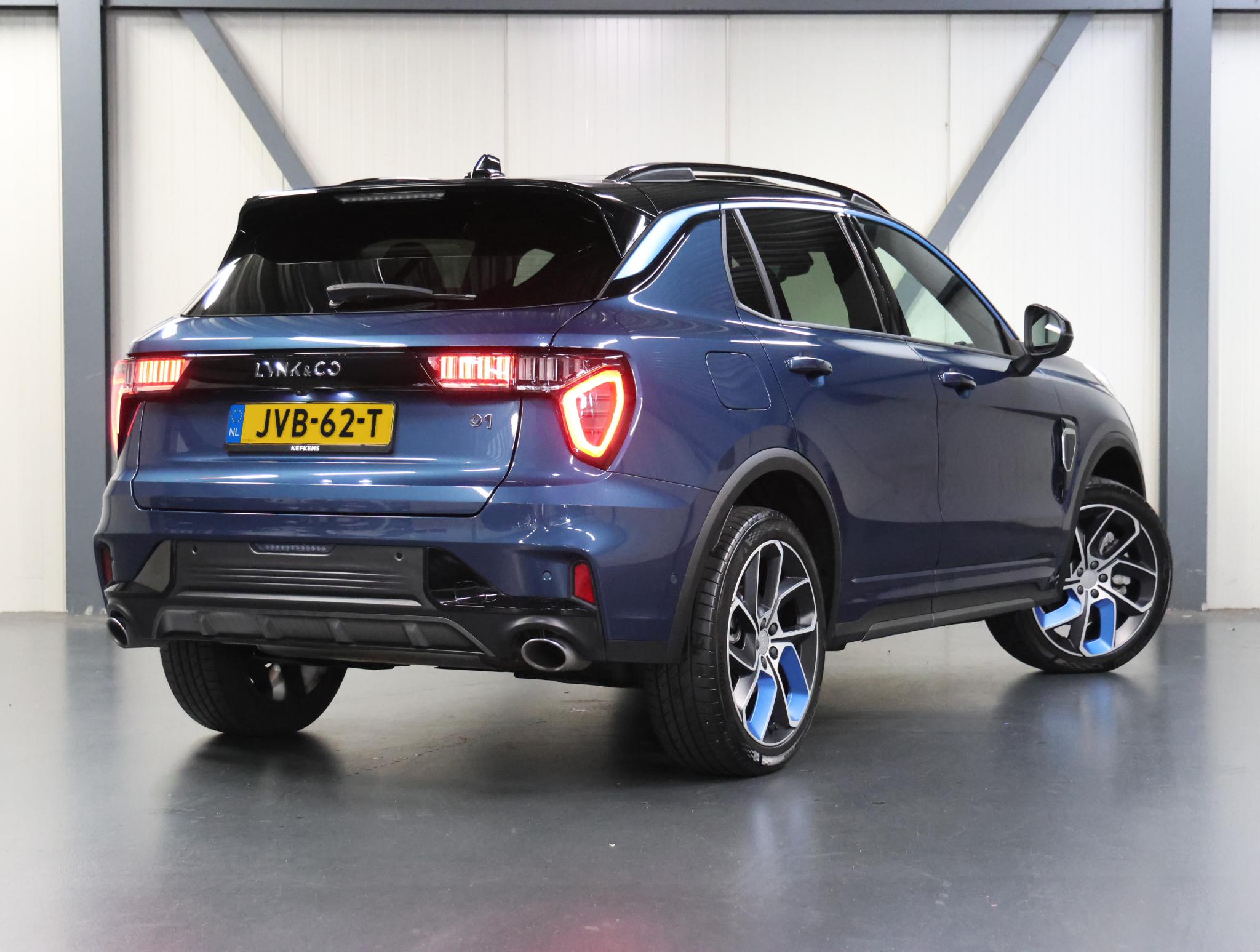 Lynk & Co 01 1.5 260PK Plug-in Hybrid - Afbeelding 3