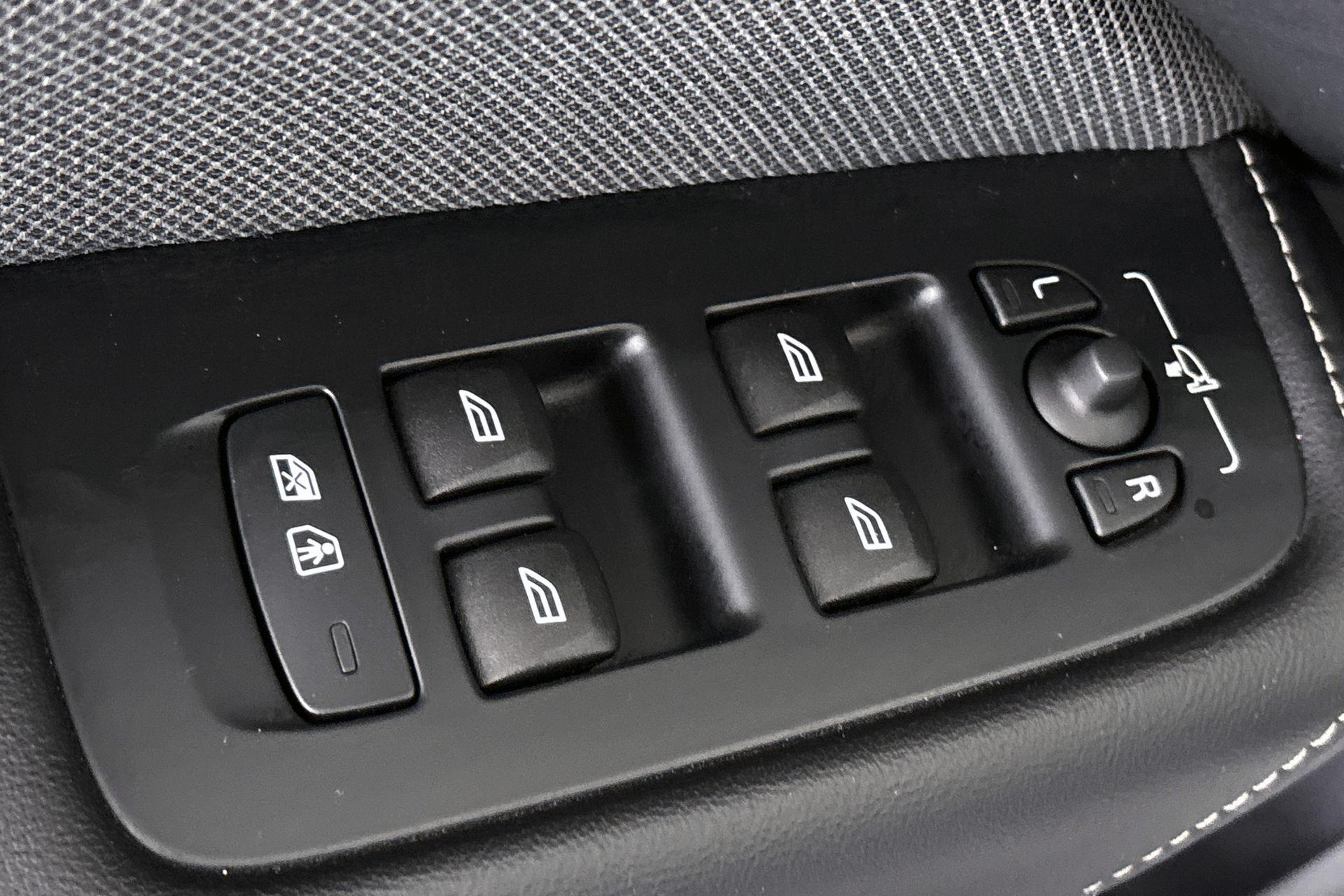 Volvo XC60 (37)
