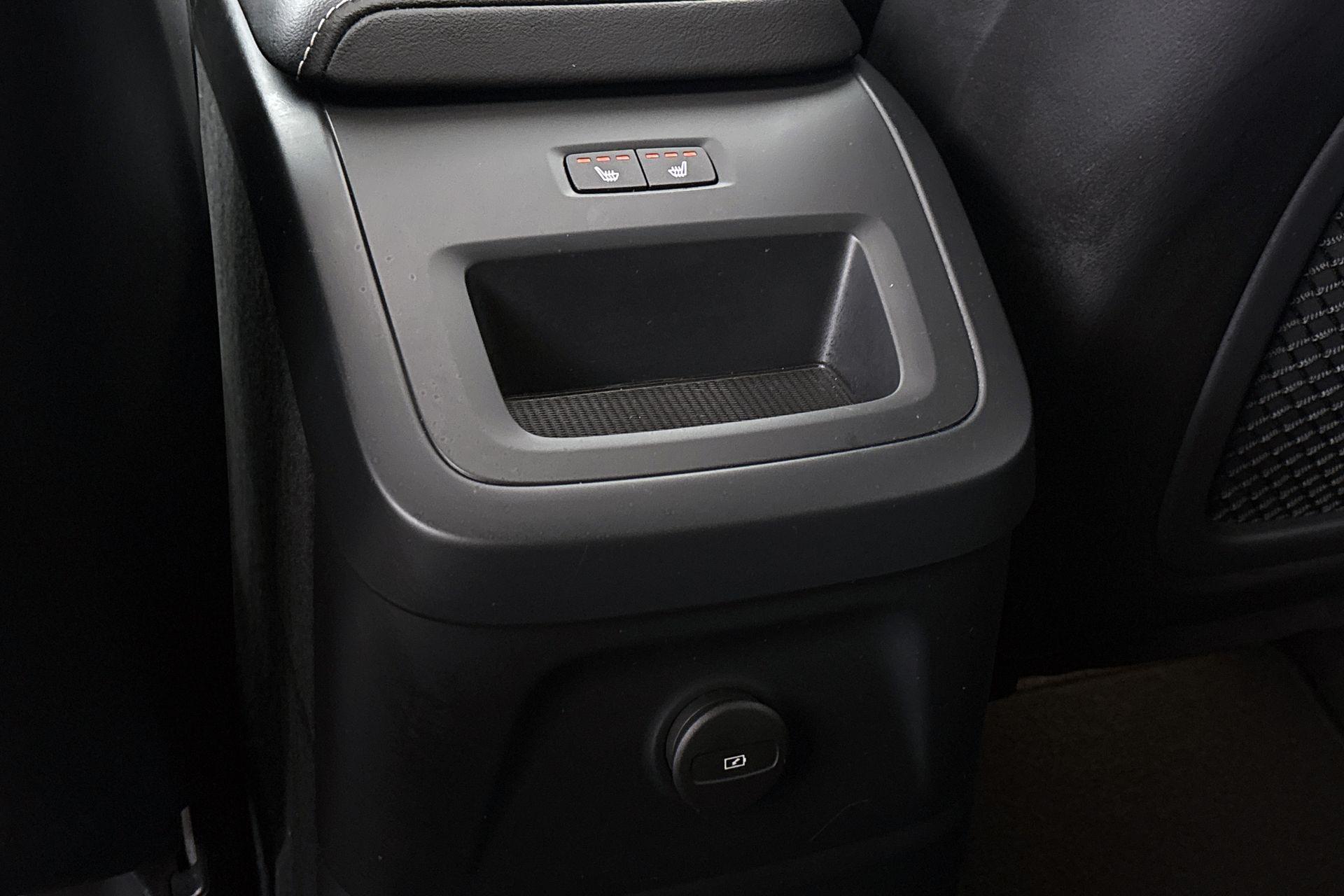 Volvo XC60 (40)