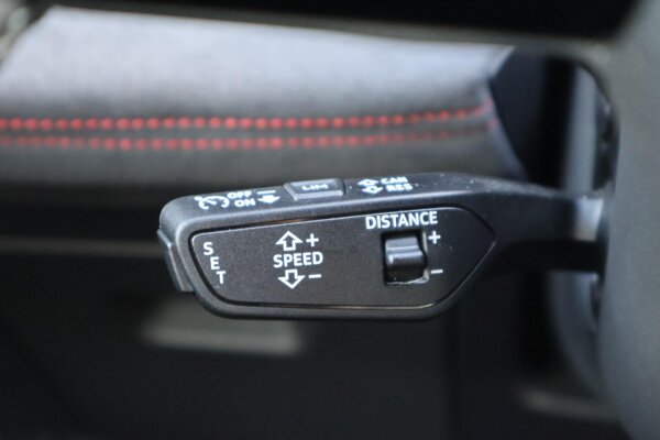 cruise control adaptief met Stop&Go en stuurhulp cruise control adaptief met Stop&Go en stuurhulp