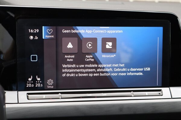 Apple Carplay/Android Auto Apple Carplay/Android Auto
