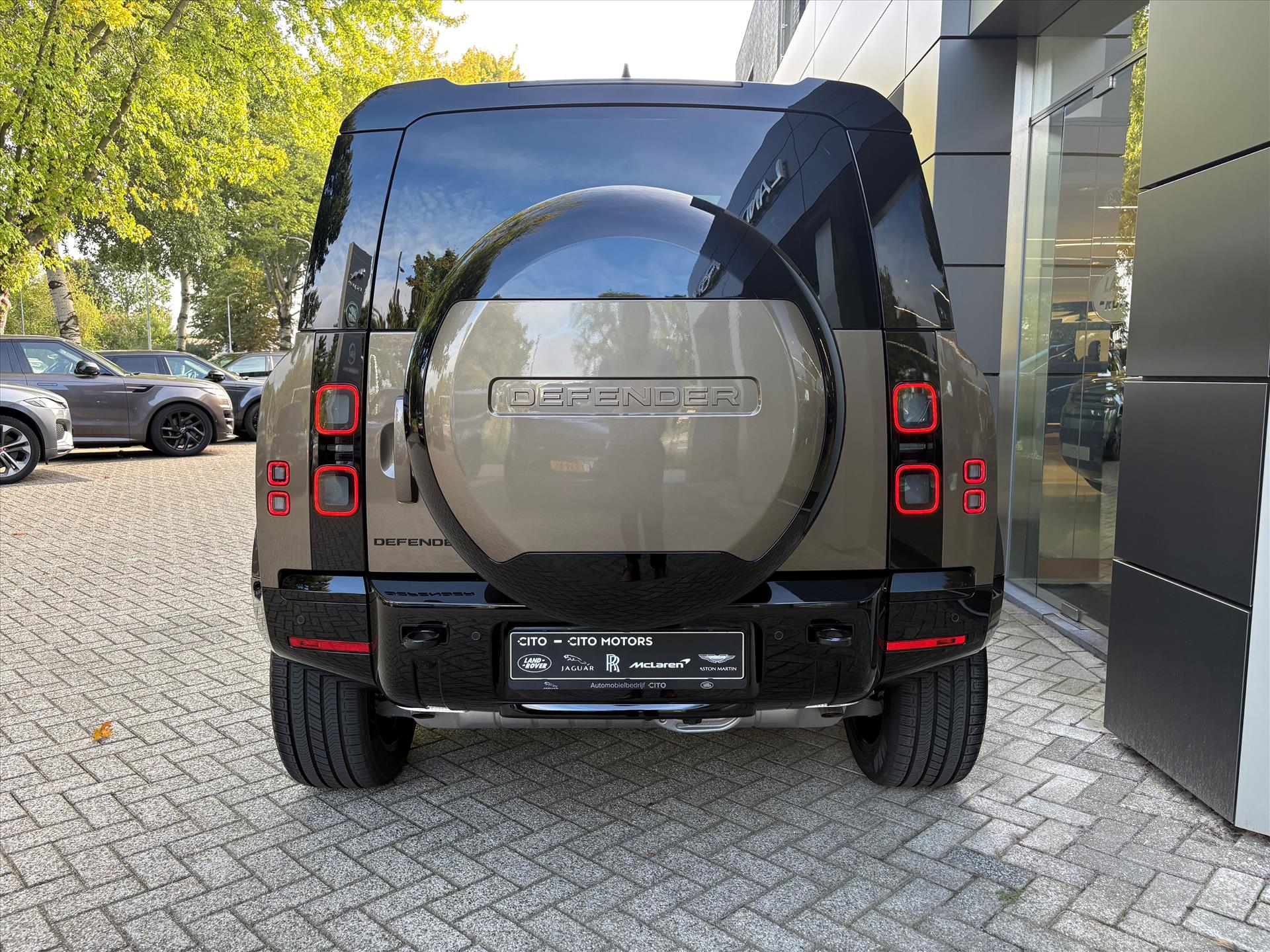 Land Rover Defender - foto 37