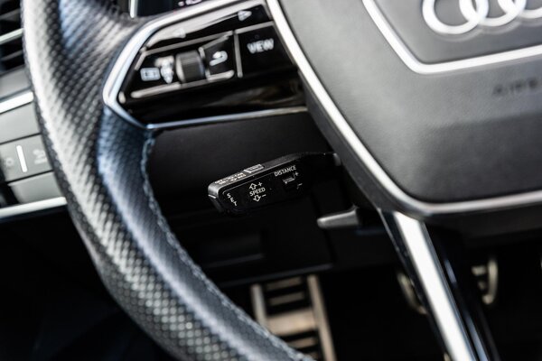 cruise control adaptief met Stop&Go cruise control adaptief met Stop&Go