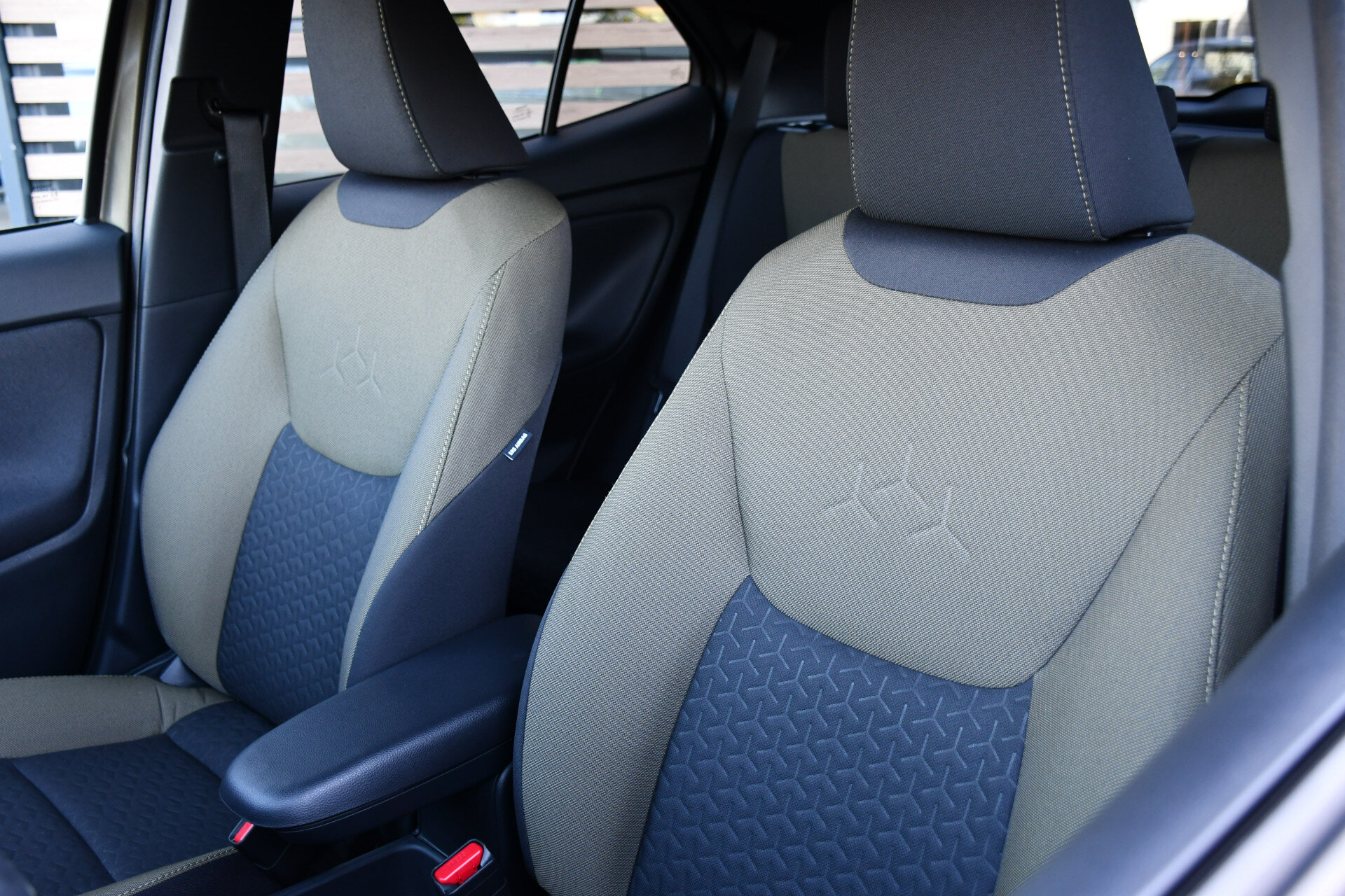 Toyota Yaris Cross 1.5 Hybrid Explore Automaat 116pk - Afbeelding 4