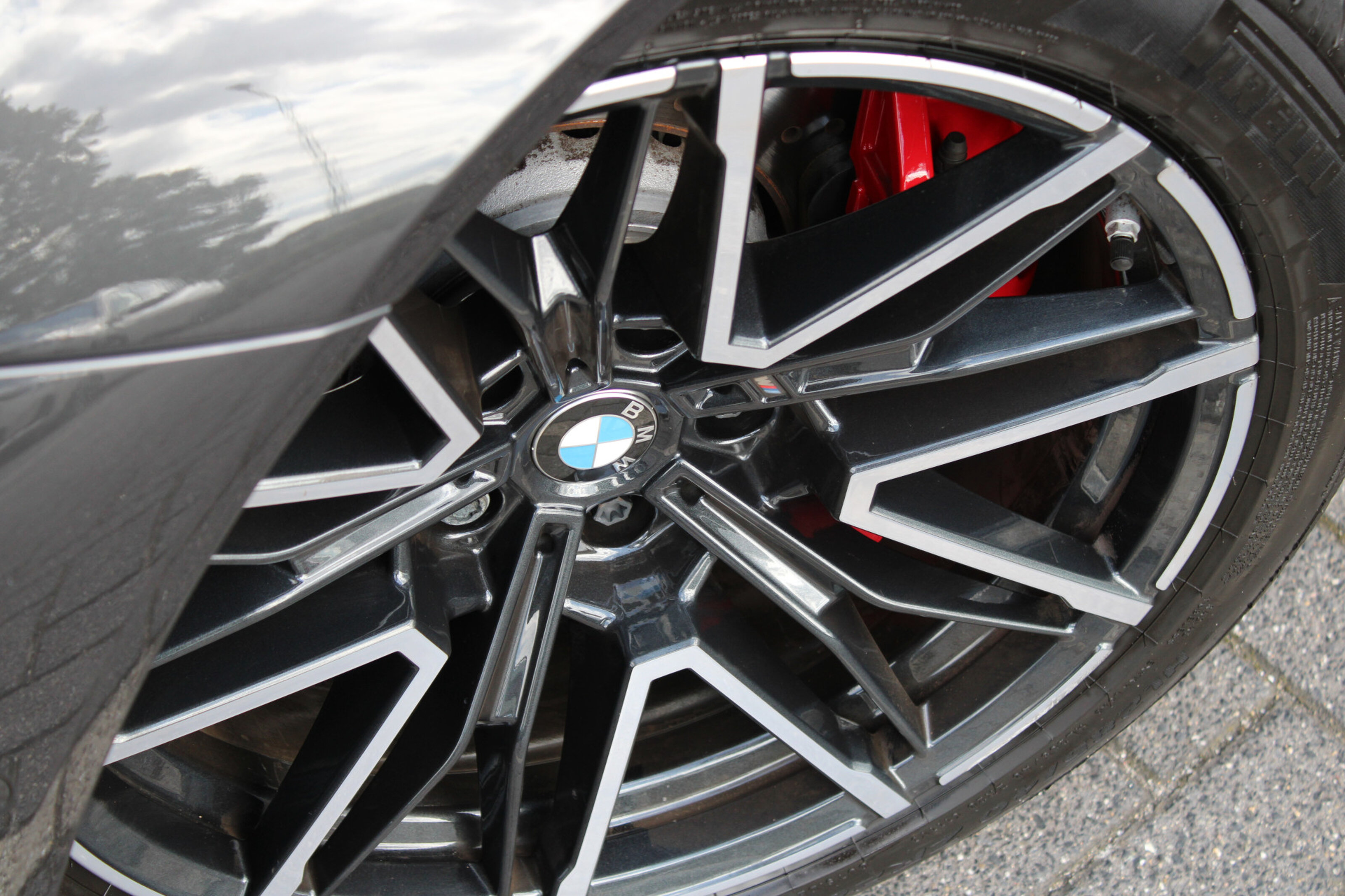 BMW M5 6