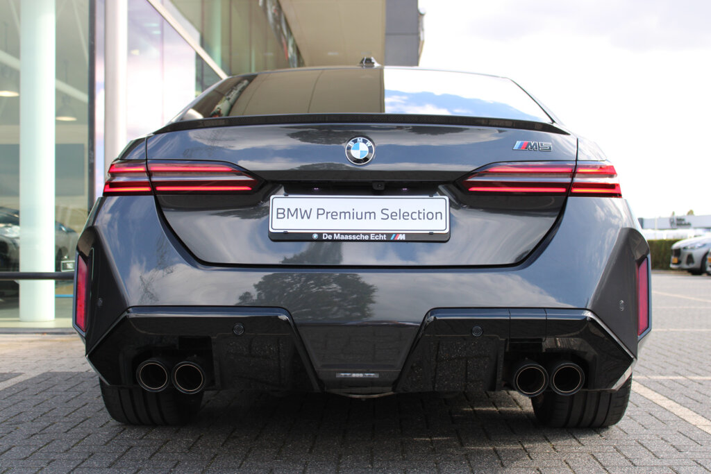 BMW M5 19