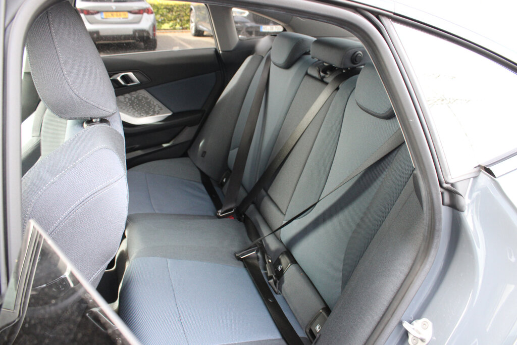 BMW 2 Serie 13