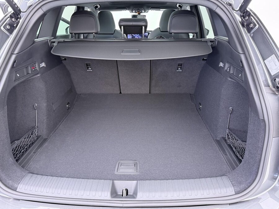 Audi Q6 e-tron S edition 83 Kwh 185 kW / 252 PK