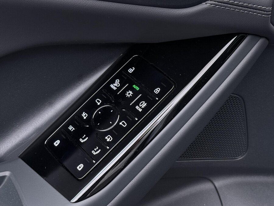 Audi Q6 e-tron S edition 83 Kwh 185 kW / 252 PK