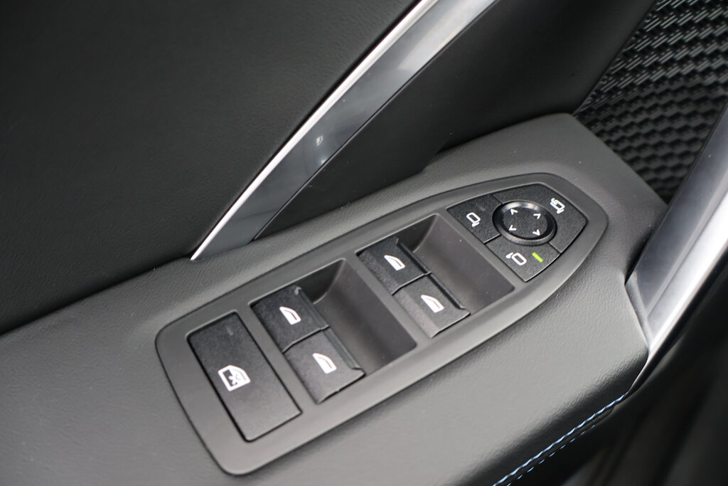 BMW iX2 25