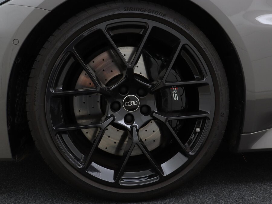 Audi RS5 Avant e-hybrid Quattro