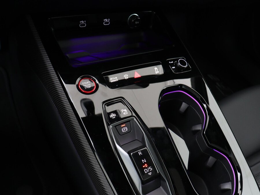 Audi RS5 Avant e-hybrid Quattro