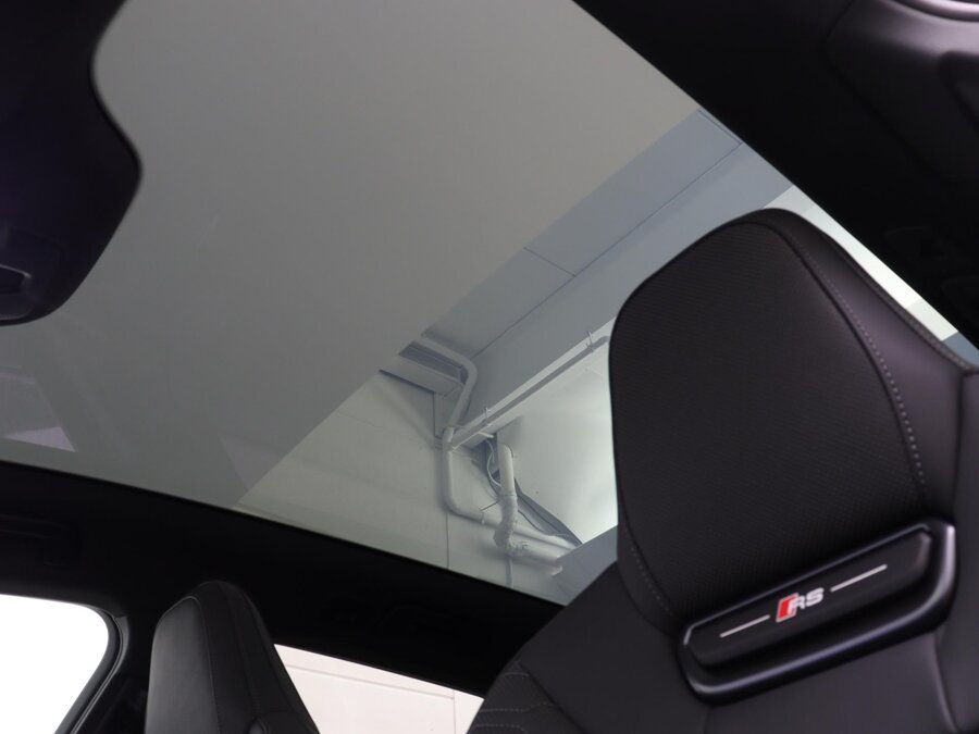 Audi RS5 Avant e-hybrid Quattro