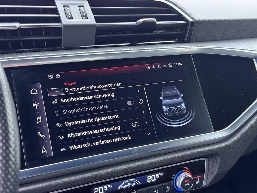 Audi Q3 45 TFSI e S-line