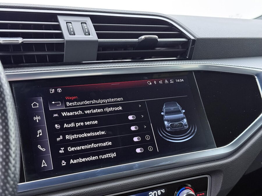 Audi Q3 45 TFSI e S-line