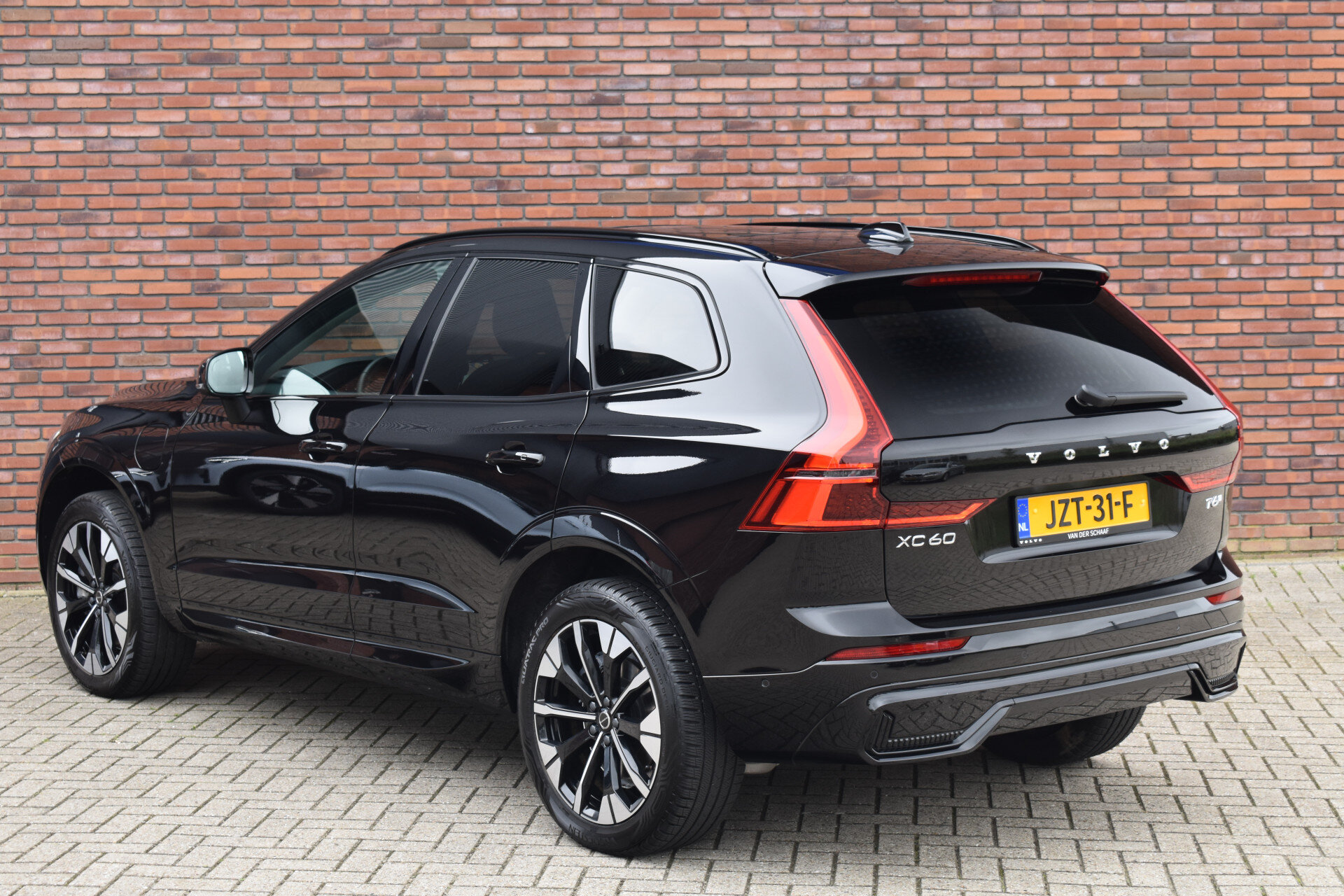 Volvo XC60 T6 350PK Plug-in hybrid AWD Ultra Dark - Afbeelding 5