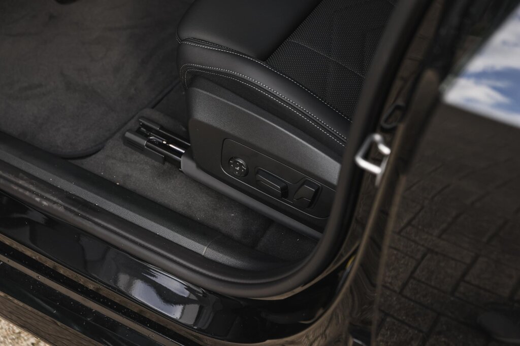 BMW X1 13