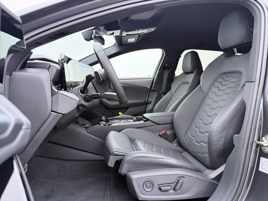 Audi S6 Avant e-tron 100kWh 370 kW / 503 PK