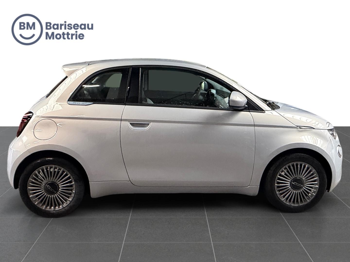 Fiat 500 1.0 MHEV Icon 3 1 3d 48kW - Image 3