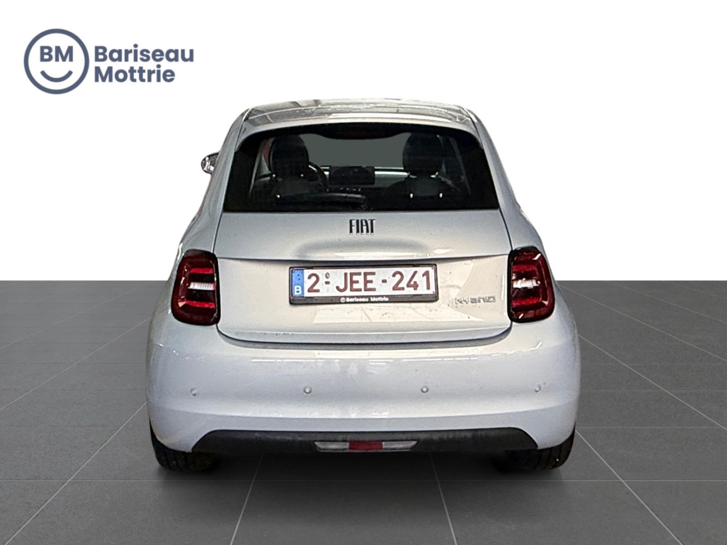 Fiat 500 1.0 MHEV Icon 3 1 3d 48kW - Image 5