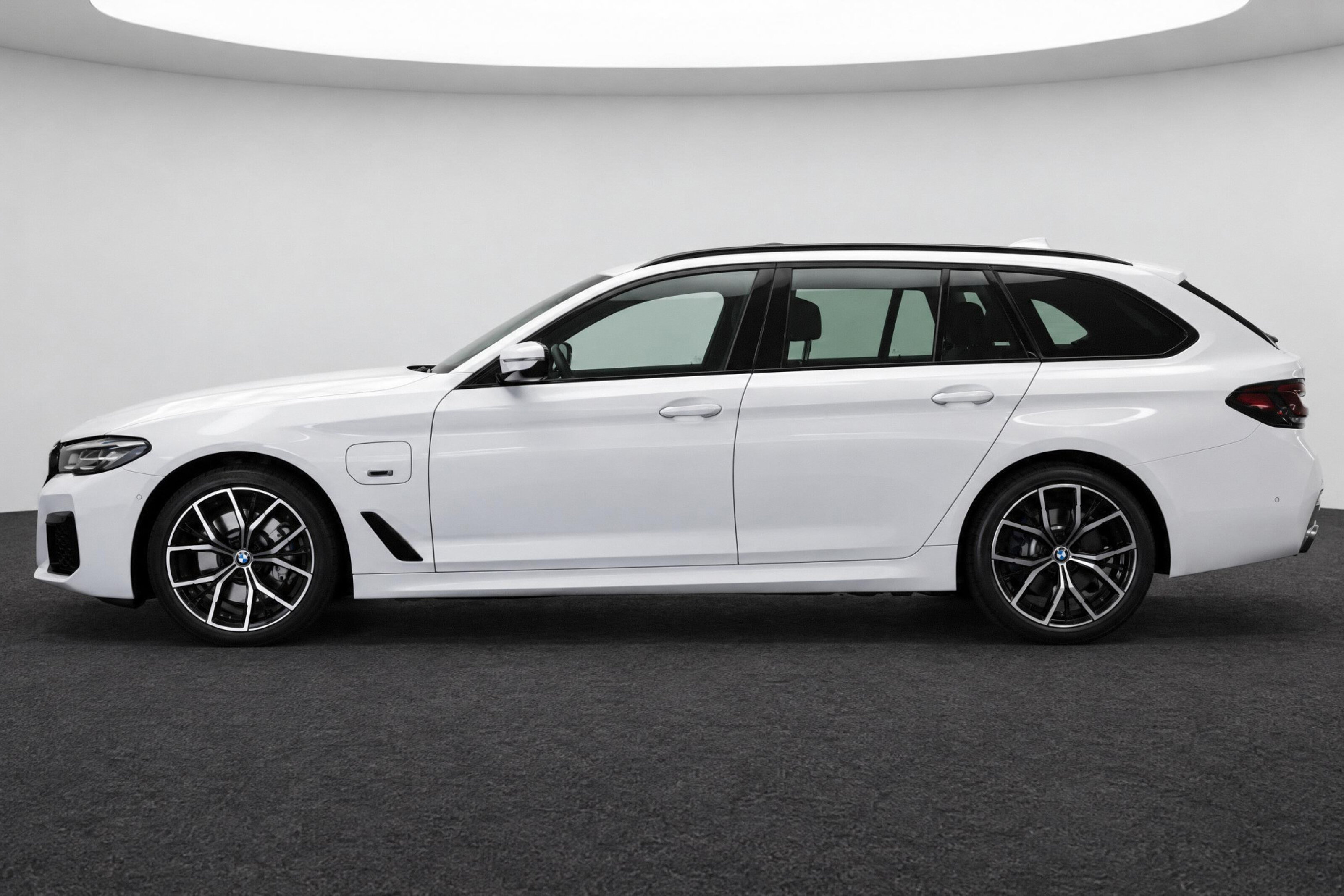 BMW 5 Serie Touring 530e High Executive M Sport Automaat
