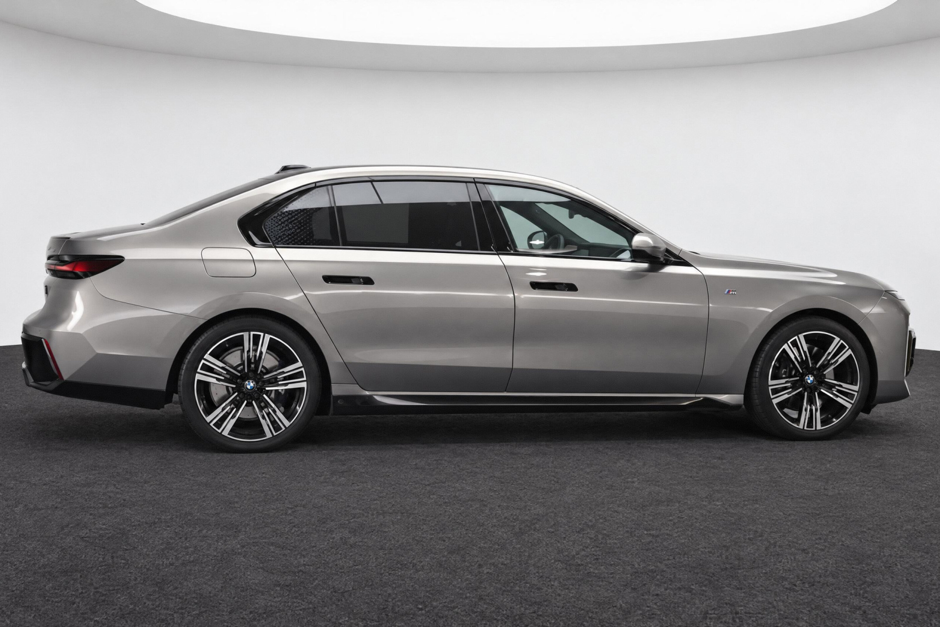 BMW 7 Serie 750e xDrive High Executive M Sport Automaat