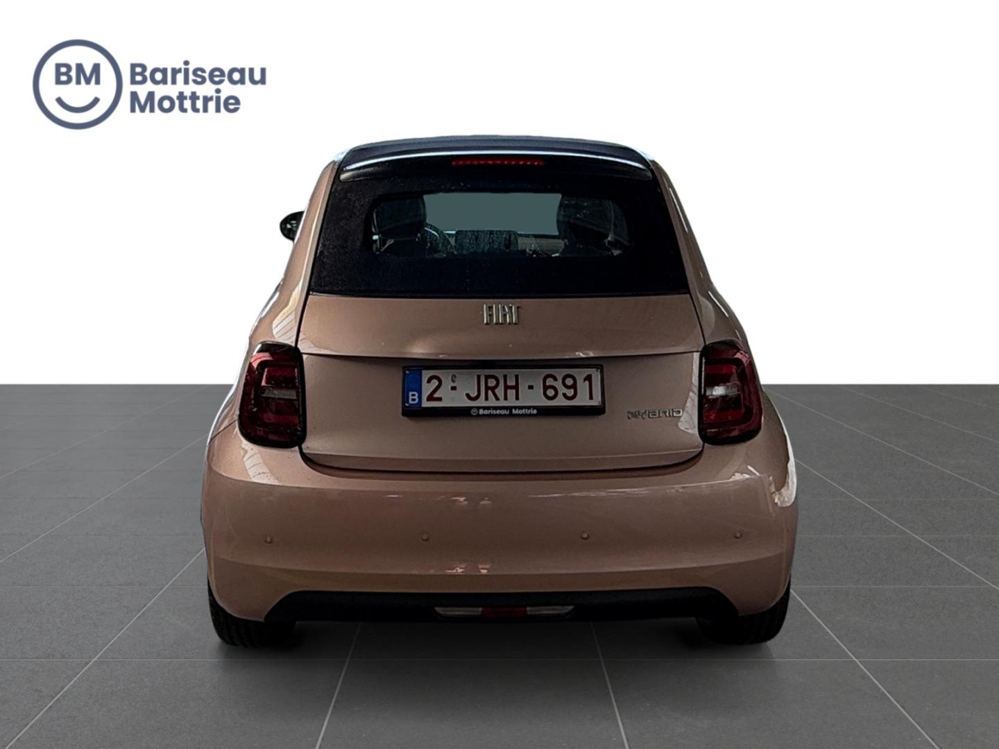 Fiat 500 1.0 MHEV La Prima 3 1 3d 48kW - Image 5