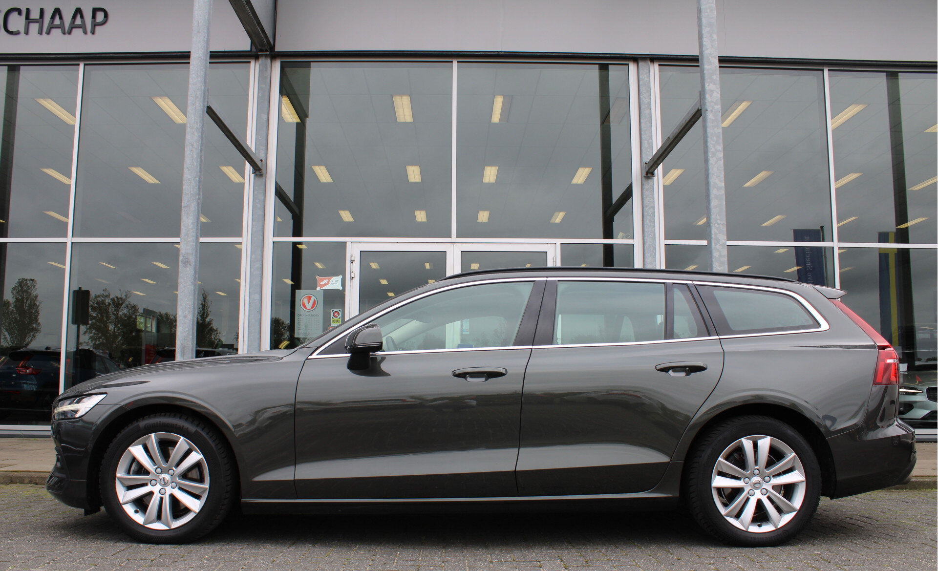 Volvo V60 B3 164PK Automaat Core - Afbeelding 2