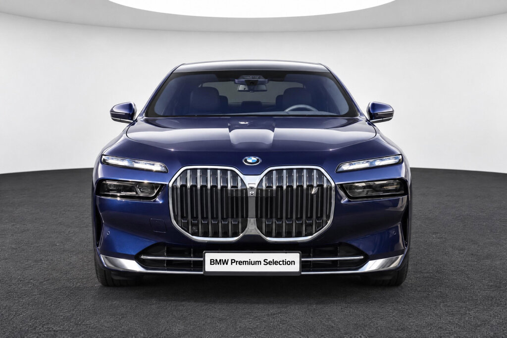 BMW i7 5