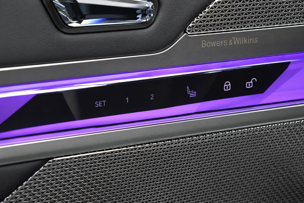 BMW i7 13