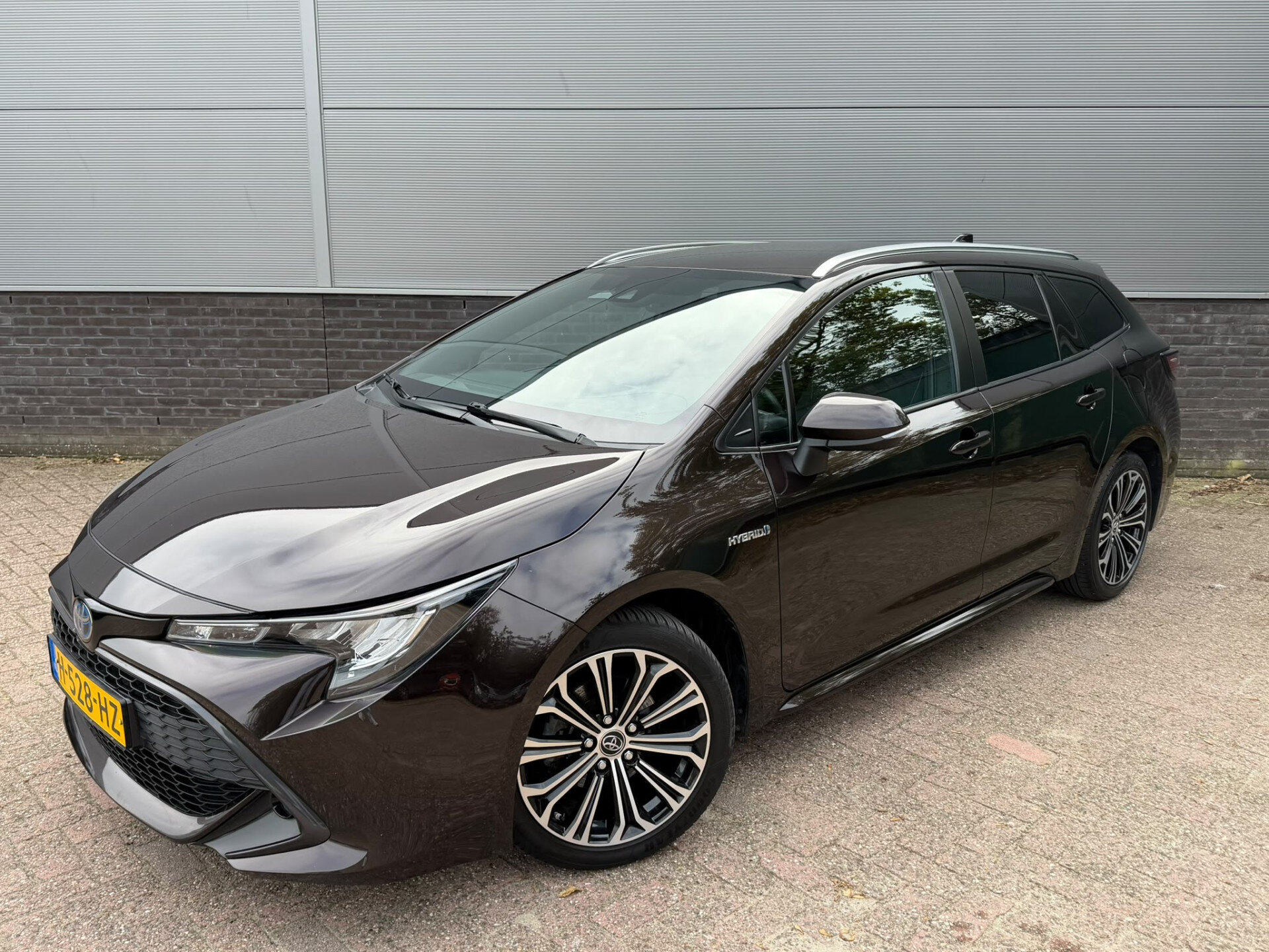Toyota Corolla Touring Sports 1.8 Hybrid First Edition Limited Stoel + Stuurverwarming