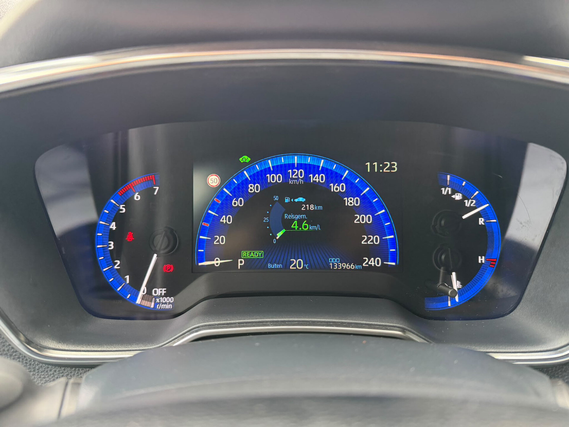 Toyota Corolla Touring Sports 1.8 Hybrid First Edition Limited Stoel + Stuurverwarming - Afbeelding 3