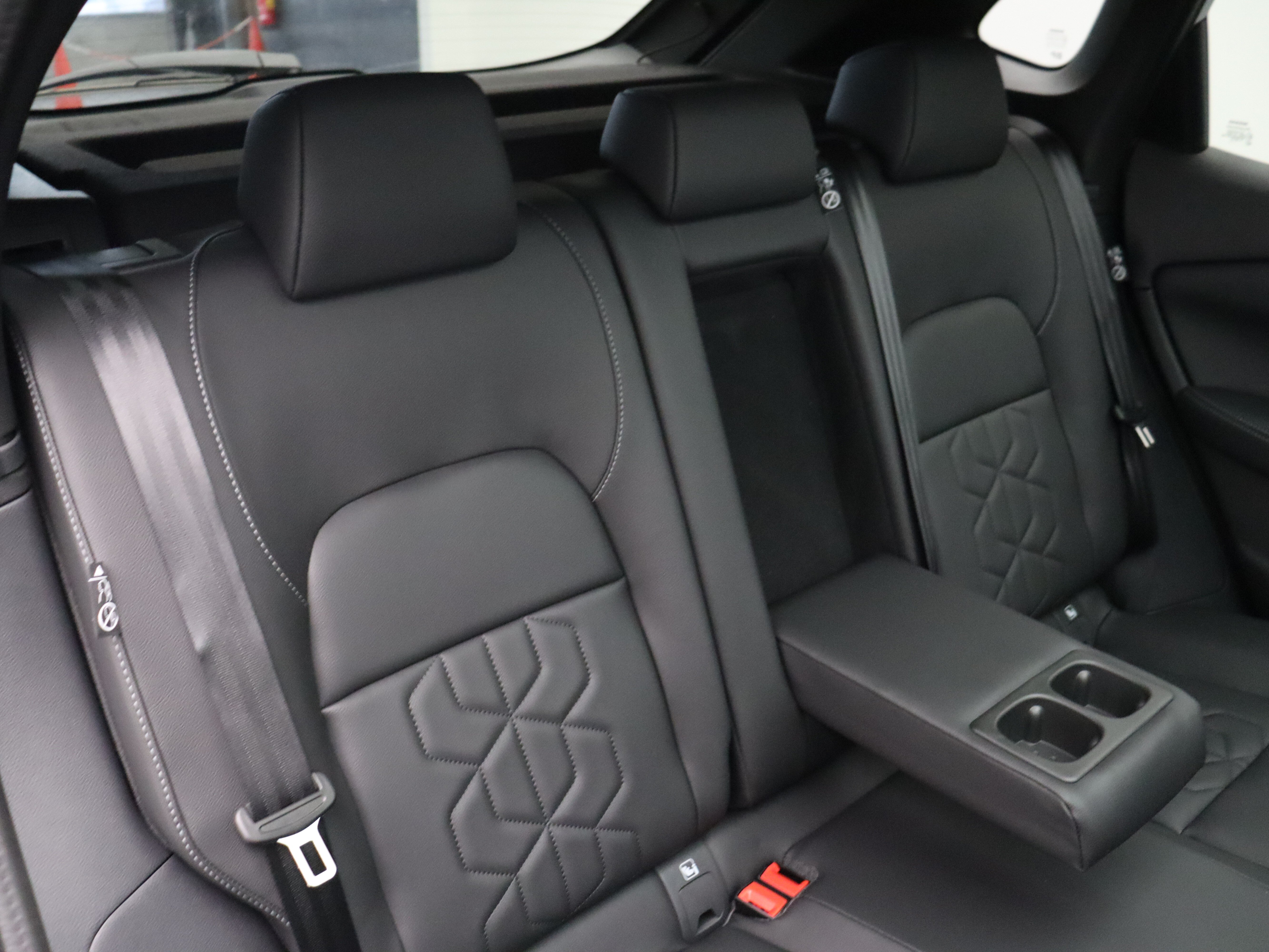 Nissan QASHQAI Tekna + Panoramisch glazen dak e-Power - Afbeelding 10