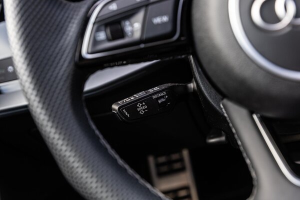 cruise control adaptief met Stop&Go cruise control adaptief met Stop&Go