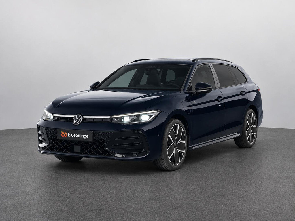 Volkswagen Passat Variant 1.5 eHybrid R-Line Edition 272PK DSG Panoramadak, Trekhaak, Black Style, Leder, Memorystoelen, Harman Kardon Audio, Head-Up Display, 19" LM Velgen, Elektr. Achterklep - Afbeelding 1